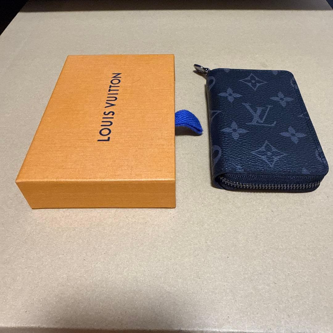 LOUIS VUITTON ジッピー パース ヴェルティカル