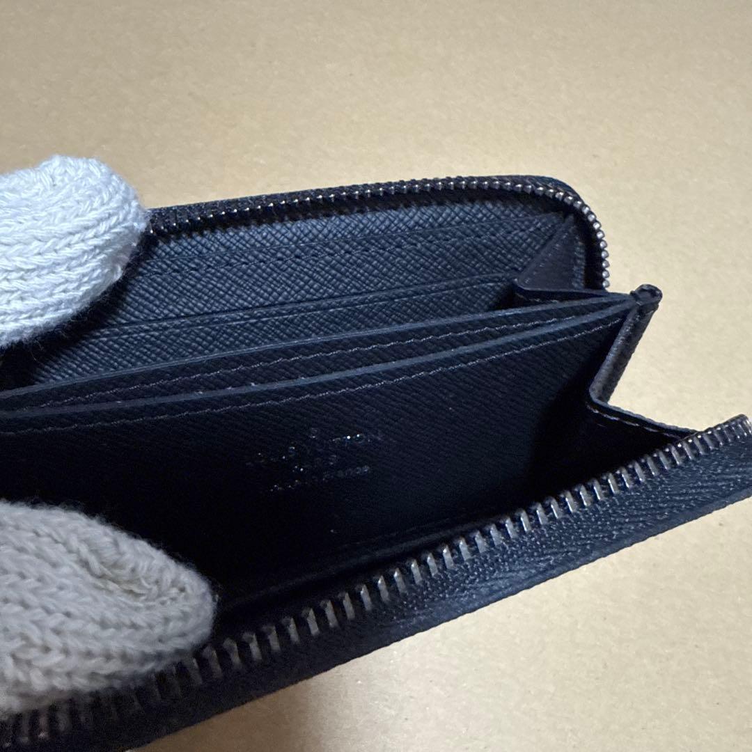 LOUIS VUITTON ジッピー パース ヴェルティカル