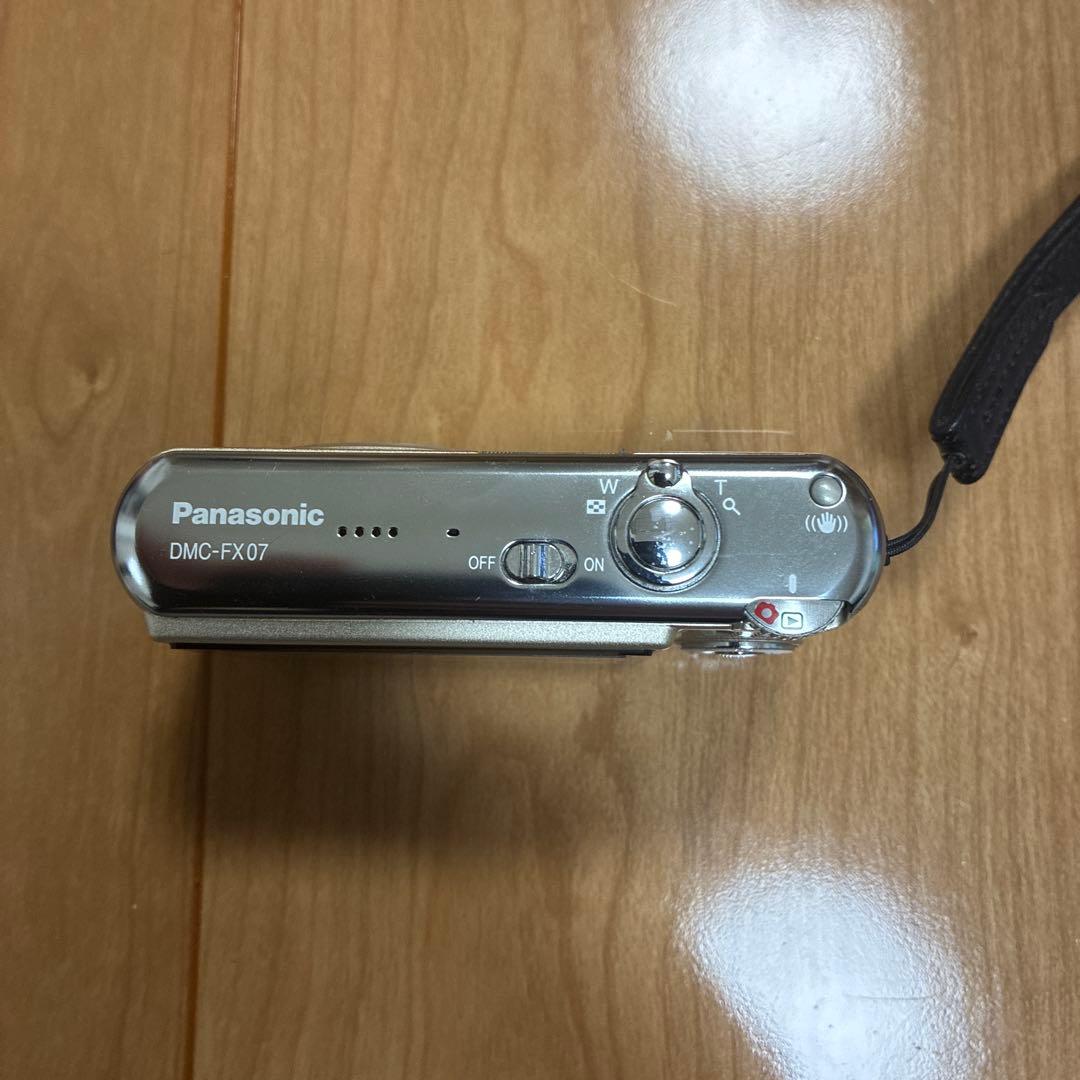 動作確認済み　Panasonic DMC-FX07 コンパクトデジタルカメラ