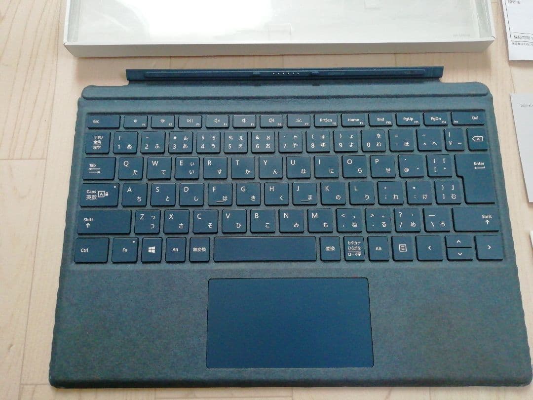 ソフマップ査定済　マイクロソフト Surface Pro タイプカバー 1725