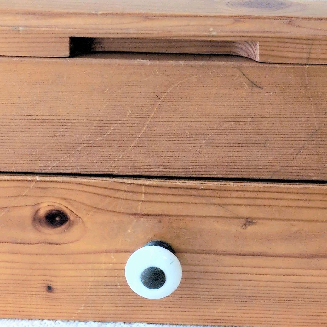 木製アンティークコレクションケース　天板ガラス　白ツマミ　引き出し　大きめサイズ