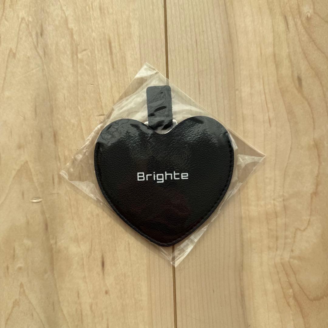 新品未開封 正規品 Brighte 美顔器 ELEKI LIFT シートマスク付