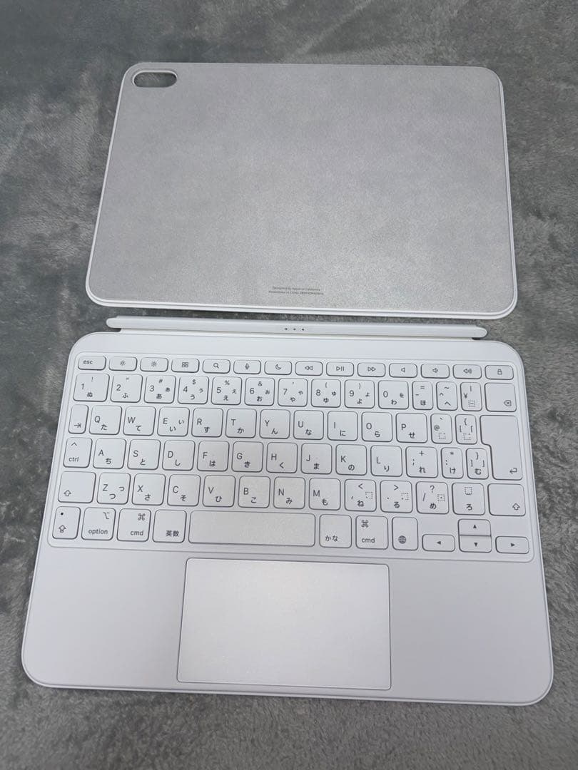 iPad 第10世代 Magic Keyboard Folio