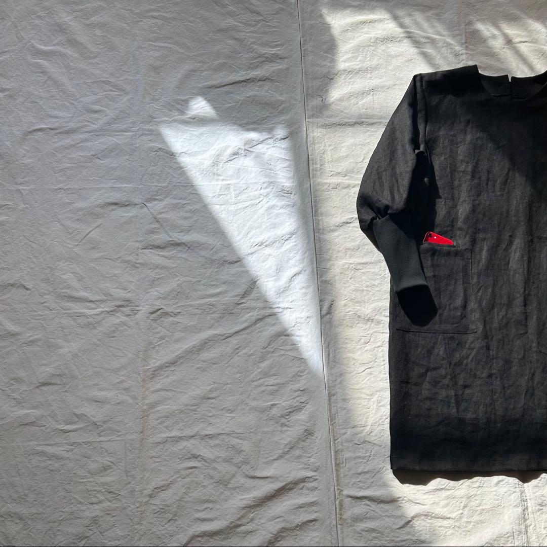 【ねこページ】しなやかでしっかりめ中厚〜厚地ブラック＊リブ袖口割烹着ワンピ