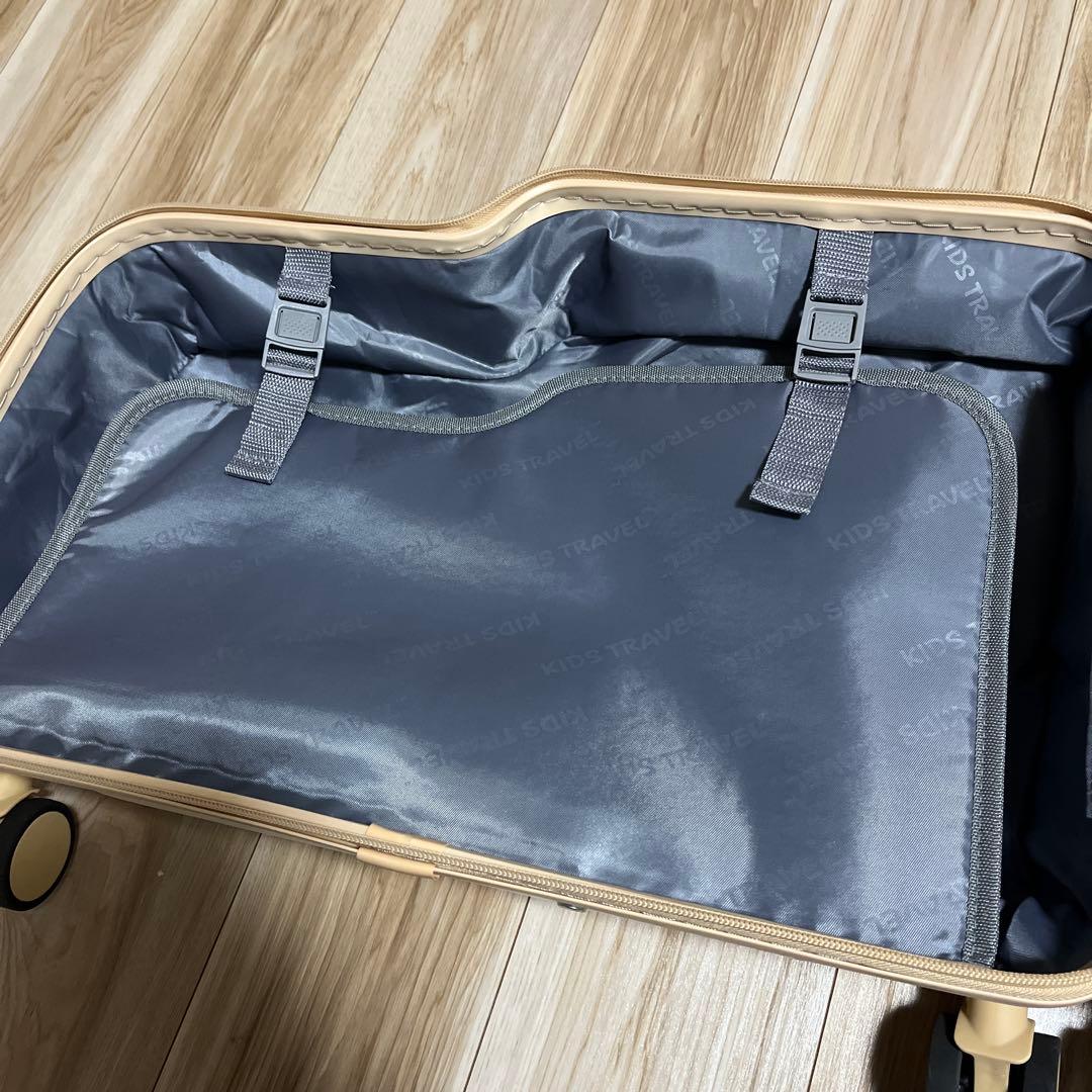 機内持ち込み可　ミニサイズ ベージュ　乗れるキャリーケース