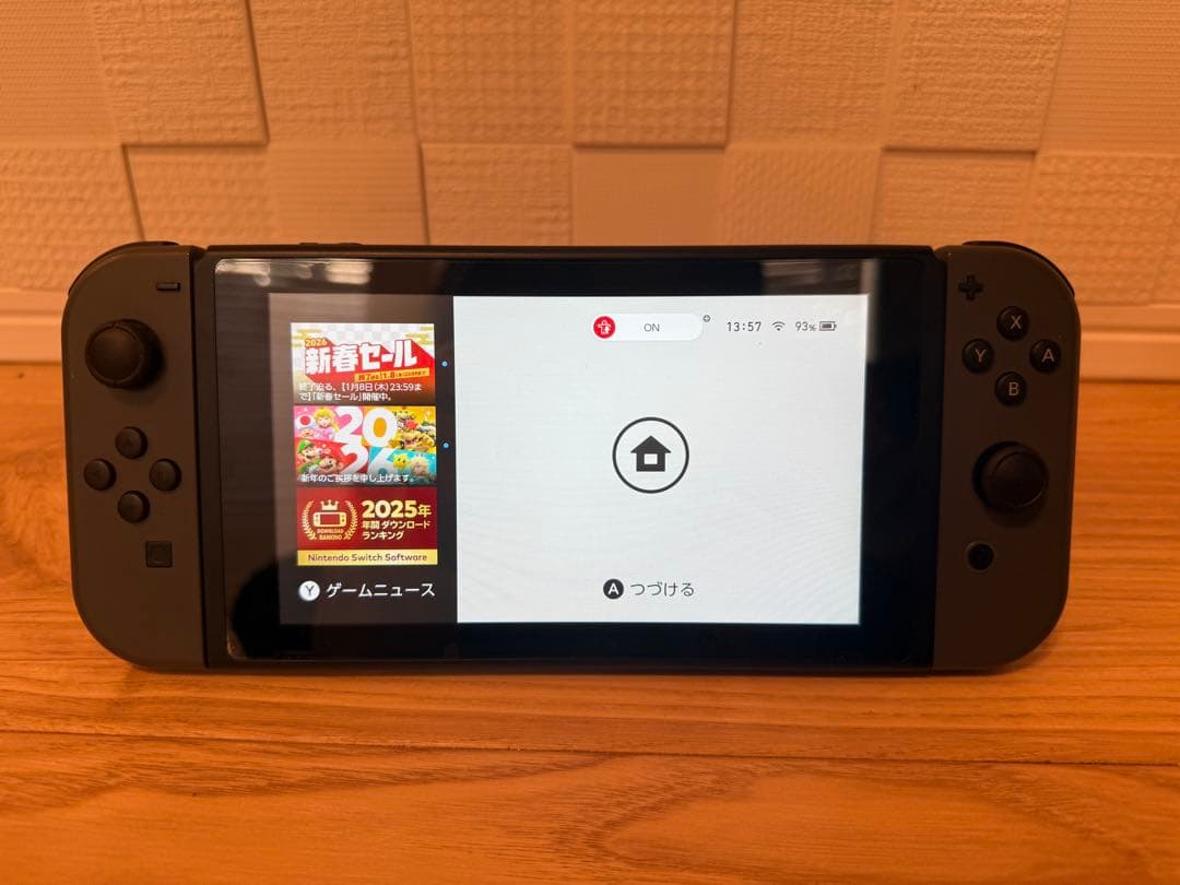 【美品】Nintendo Switch 本体 グレー
