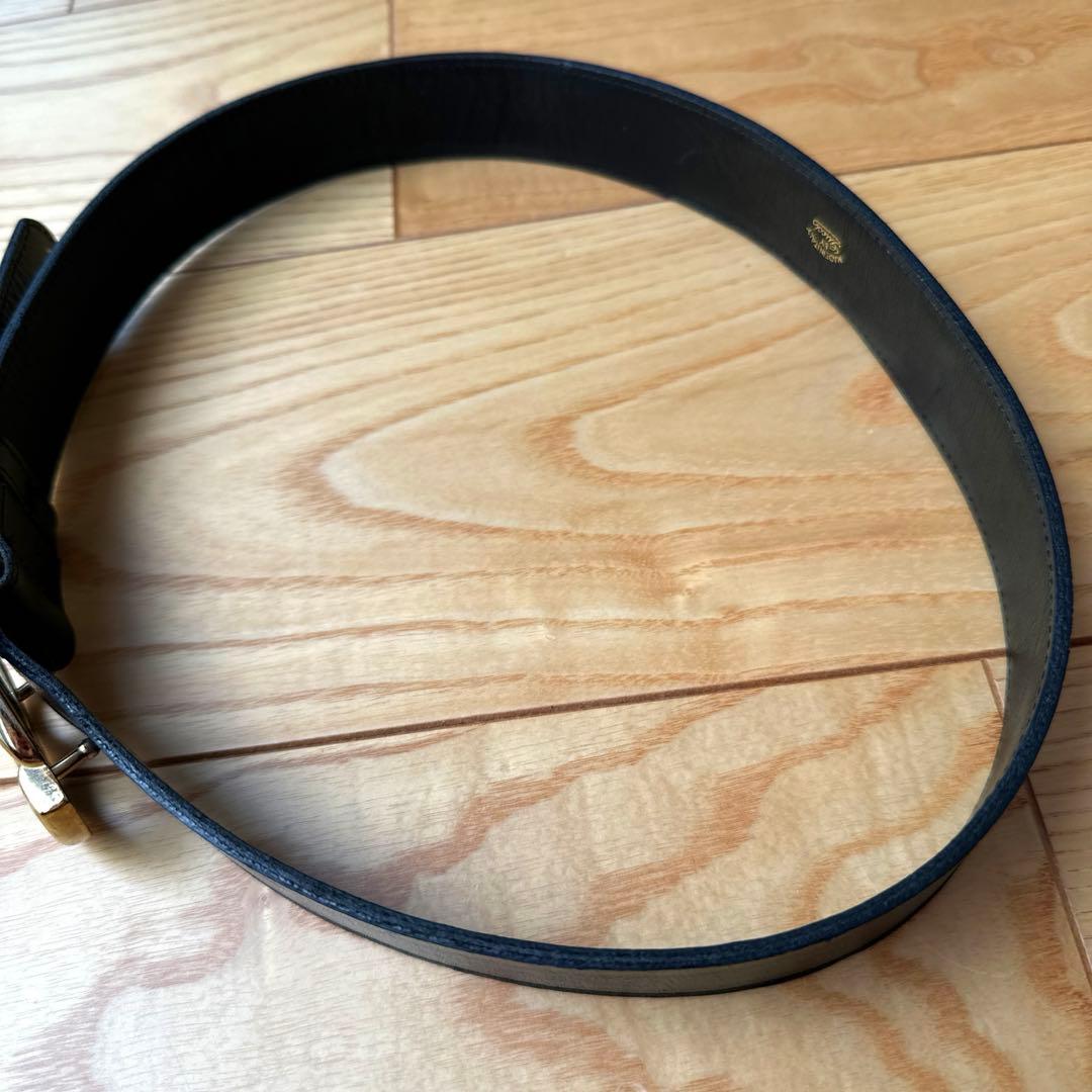 GUCCI ベルト　美品　ヴィンテージ　75 グッチ　黒　レディース　ロゴベルト