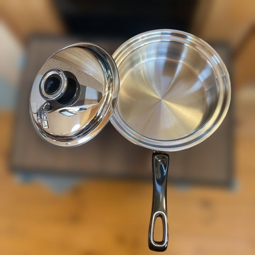 ★50%OFF‼︎ タッパーウェアプレミアム19cm片手鍋&クッキングブック