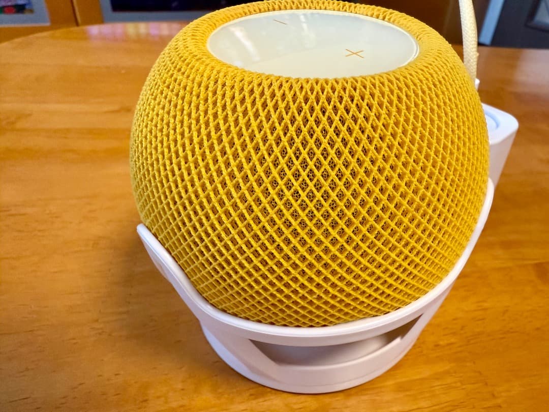 Pod mini イエローペア　壁掛けバージョン