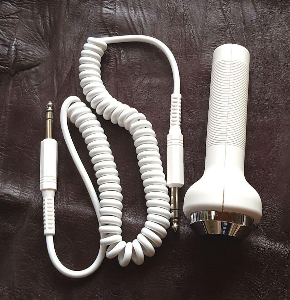 美顔器全身用　Xone RENACER