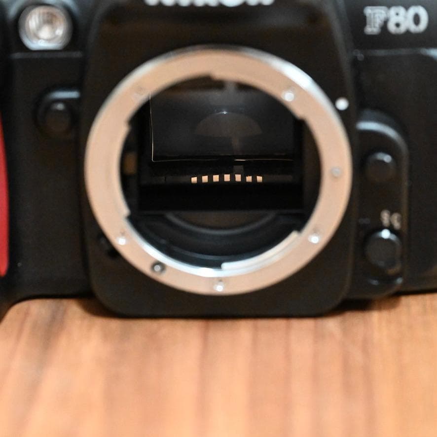 【美品！】Nikon F80S＋標準レンズ+付属品
