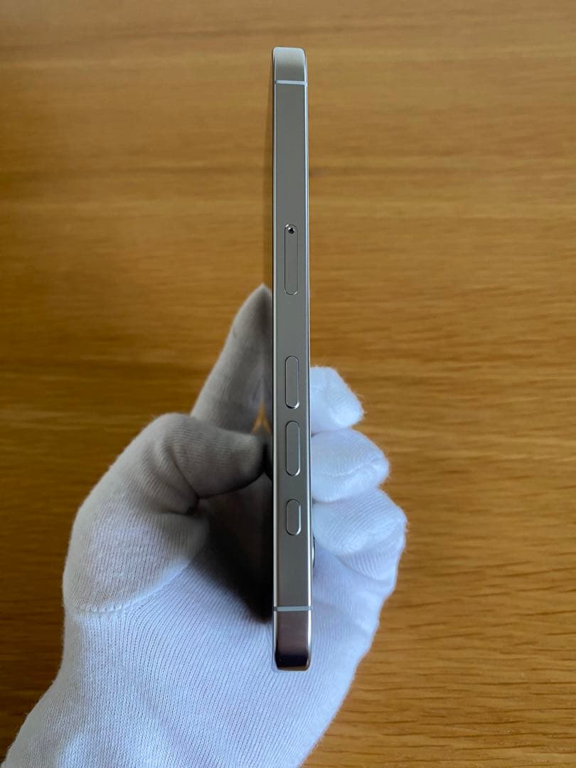 美品　iPhone 16 Pro バッテリー容量94% iPhone本体