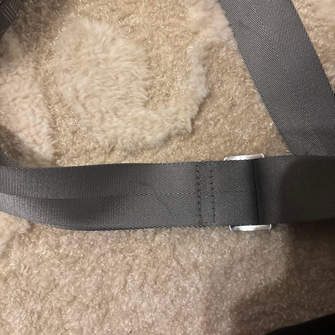 LACOSTE ショルダーバック