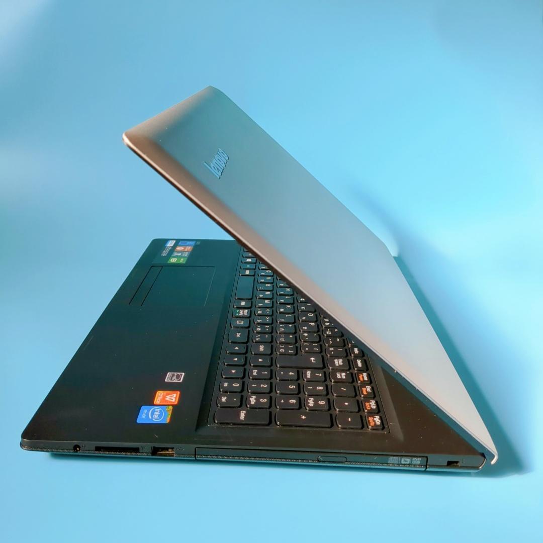 美品⭐新品SSD爆速⭐カメラ付⭐薄型スリム⭐設定済ですぐ使えるノートパソコン