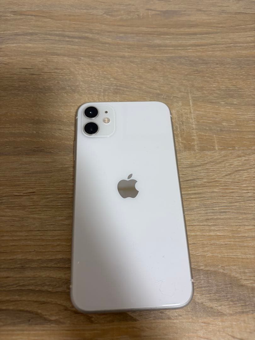 最終値下げApple iPhone 11 ホワイト 本体