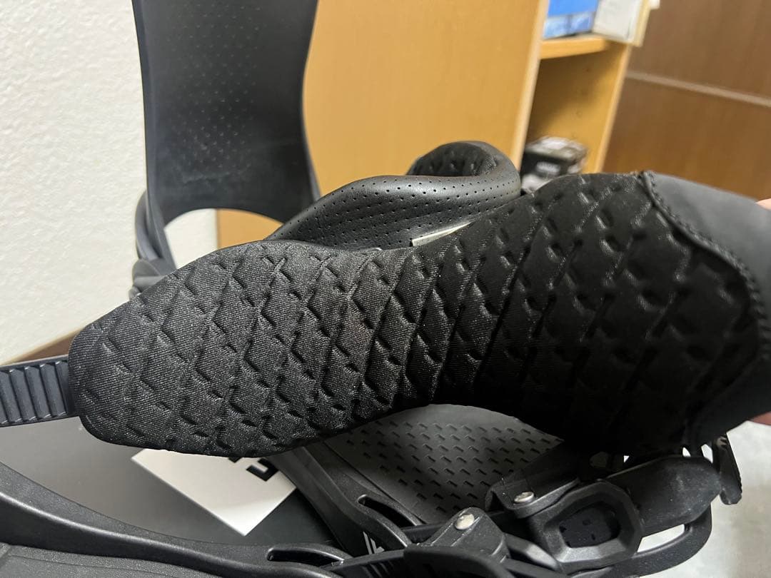 FIX ビンディング　Mサイズ　黒