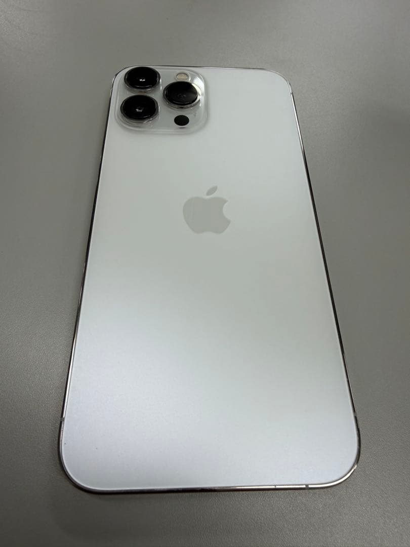 Apple iPhone 13 ProMAXシルバー 本体