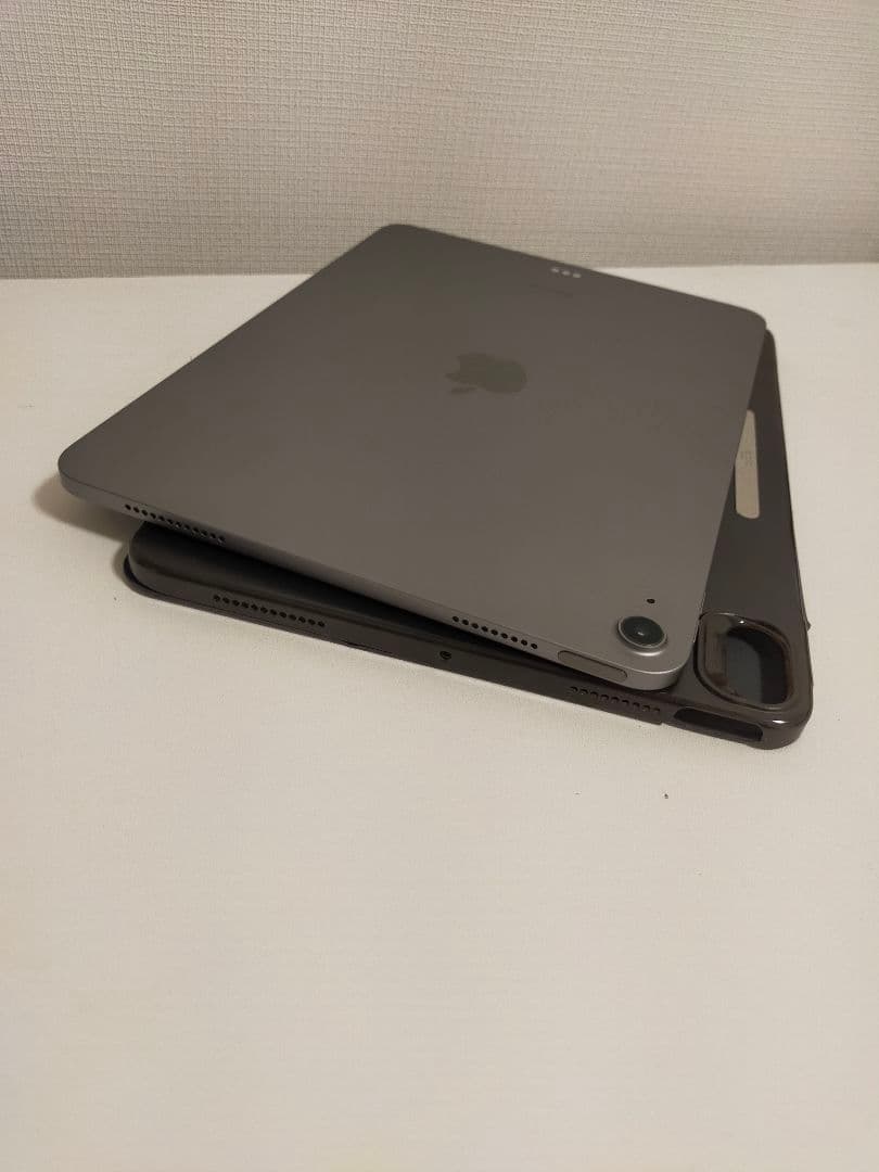 Apple iPad M2エアー　スペースグレー 本体