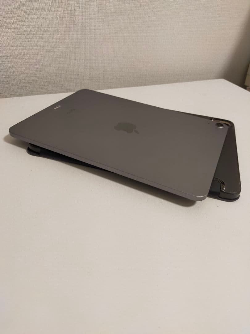 Apple iPad M2エアー　スペースグレー 本体