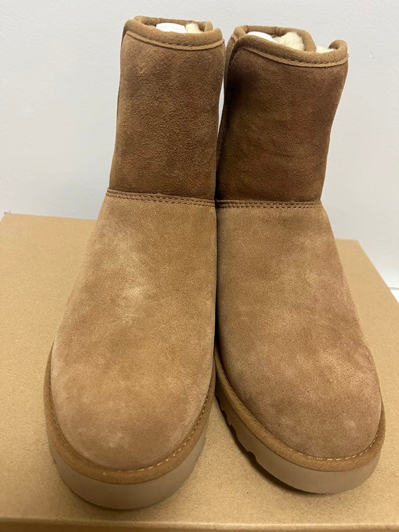 【ルルー】UGG Kristin 1012497 22.5㎝