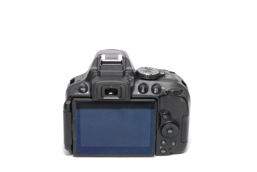 超望遠デビューに✨初心者OK✨Wi-Fi 搭載✨Nikon D5300 Wレンズ