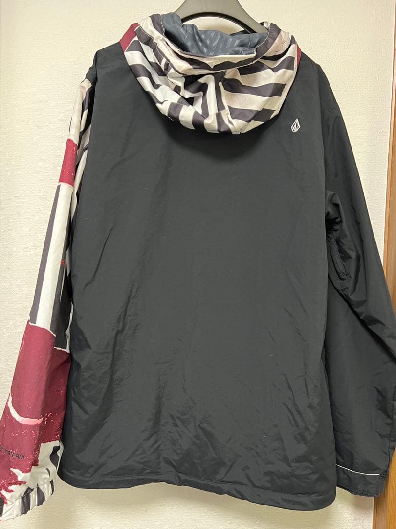 【VOLCOMボルコム　スノボウェア】LET IT STORM Lサイズ