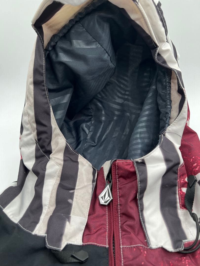 【VOLCOMボルコム　スノボウェア】LET IT STORM Lサイズ