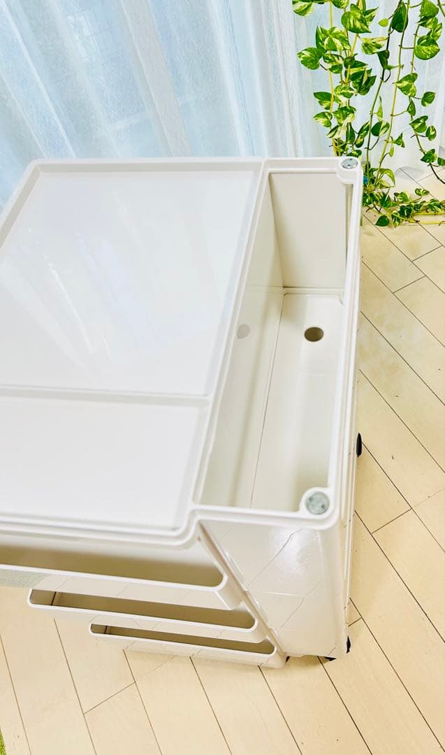 GWセール!!極美品 ビーライン ボビーワゴン3段2トレイ ホワイト収納ワゴン