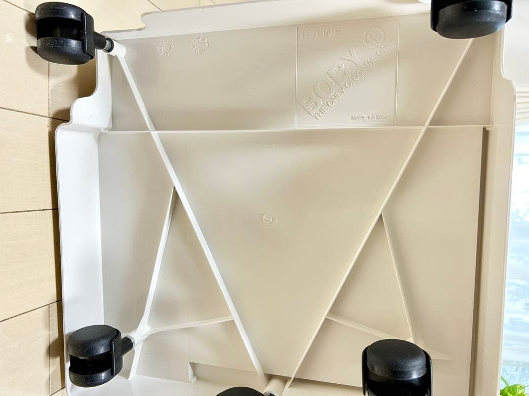 GWセール!!極美品 ビーライン ボビーワゴン3段2トレイ ホワイト収納ワゴン