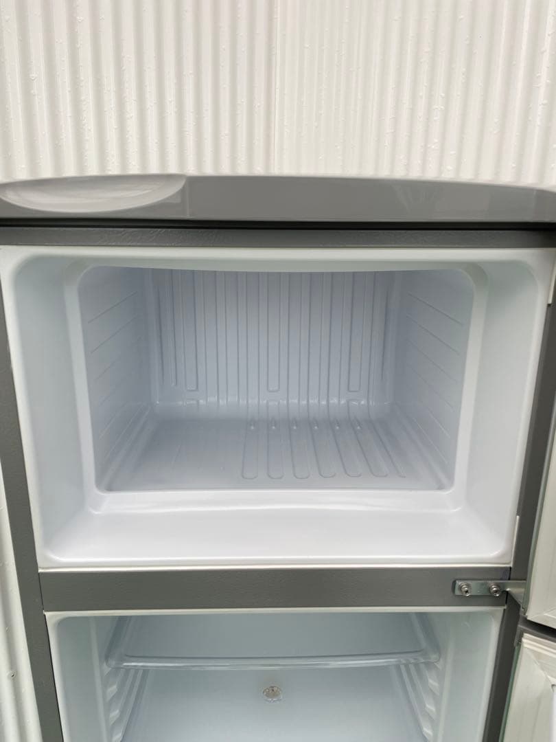 899 アクア トップフリーザー 2ドア冷蔵庫 シルバー 一人暮らし 単身