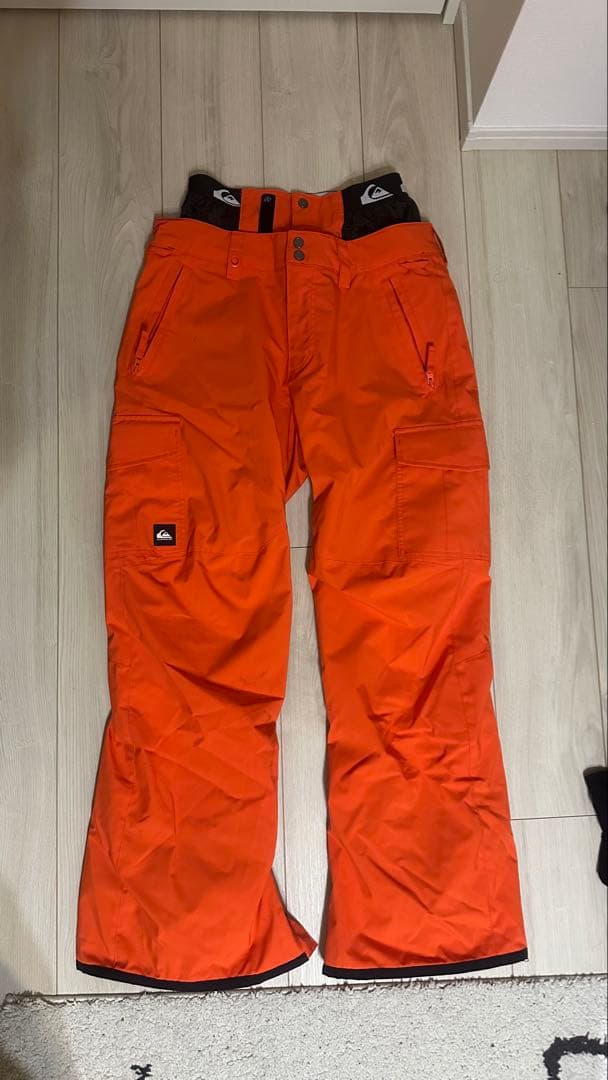 Quiksilver オレンジ スノーボードパンツ