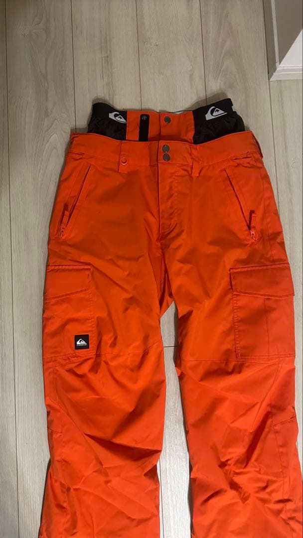 Quiksilver オレンジ スノーボードパンツ
