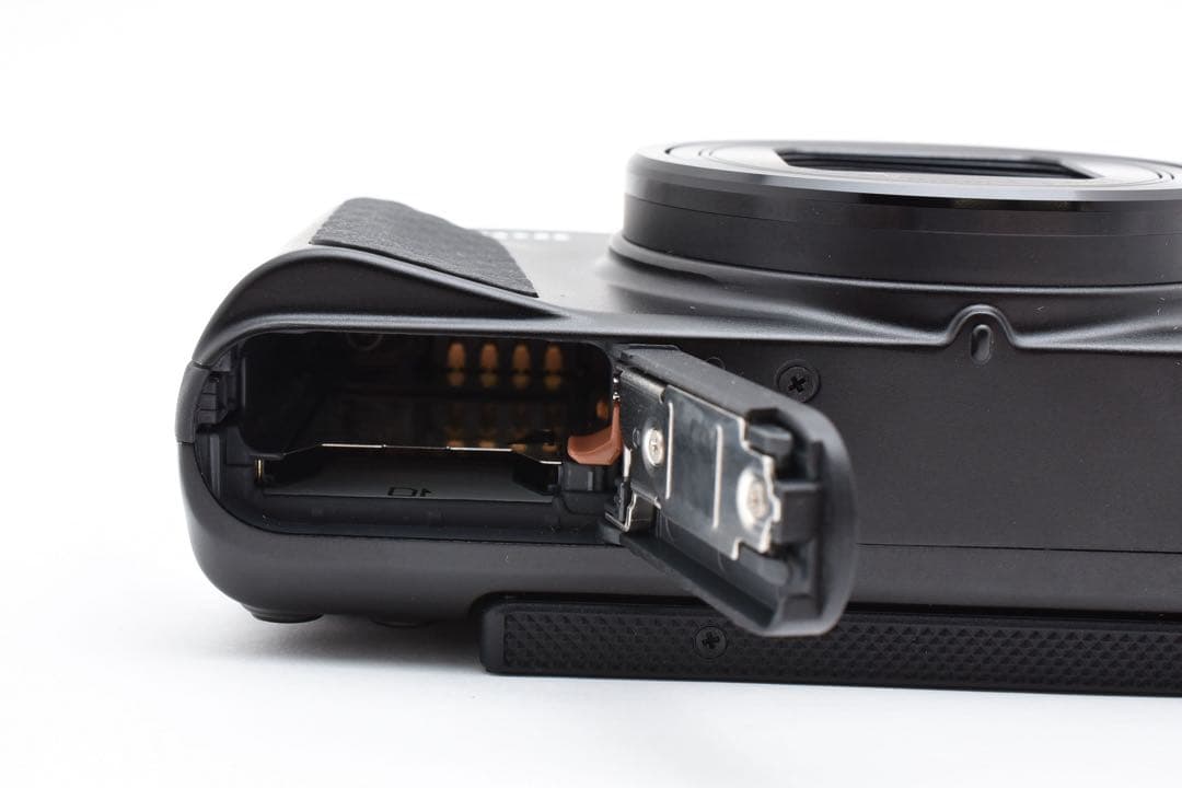 【極美品】キヤノン CANON PowerShot SX740 HS ブラック