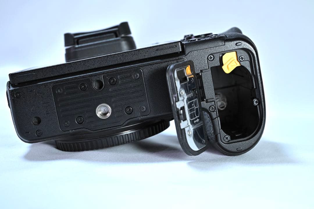 Nikon Z 6 ミラーレスカメラ 本体