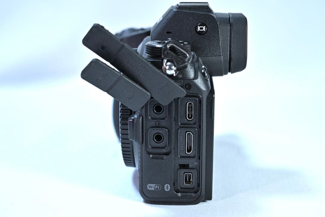 Nikon Z 6 ミラーレスカメラ 本体