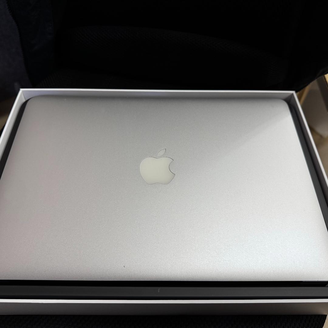 MacBook Air MJVE2J/A Early 2015 13インチ