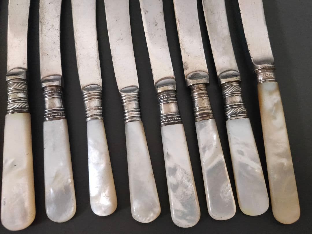 英国製アンティーク 白蝶貝ハンドル 純銀P バターナイフ10本 (L11④)