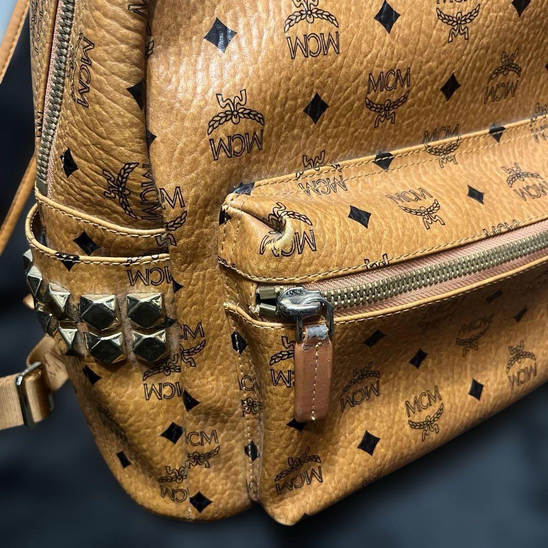 cyber NIKE MCM サイドスタッズ　smallmedium