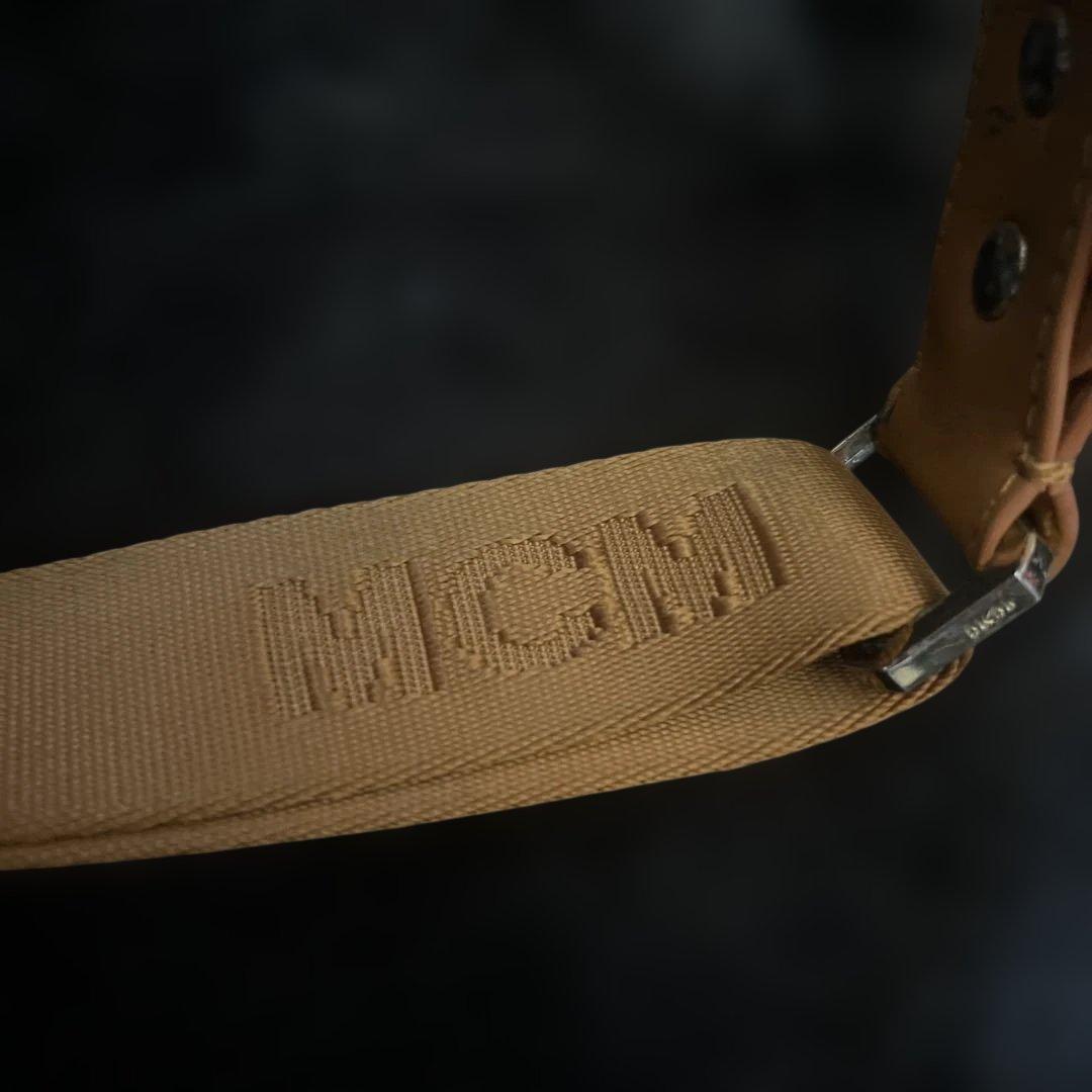 cyber NIKE MCM サイドスタッズ　smallmedium