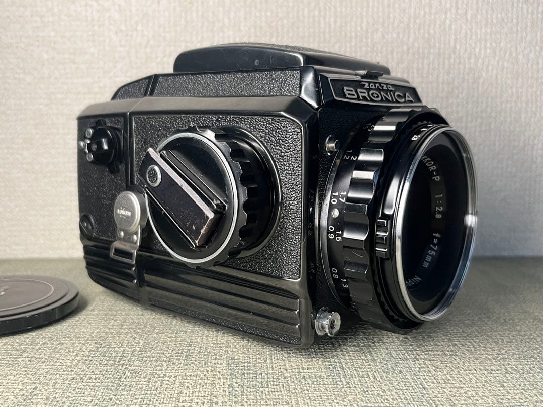 【ii】BRONICA S2 ブラック 中判カメラ 75mmレンズ付き