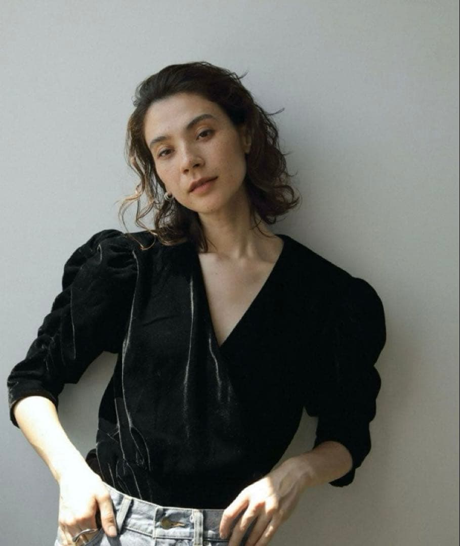 anuke Velour Gather Blouse アンヌーク　ベロア