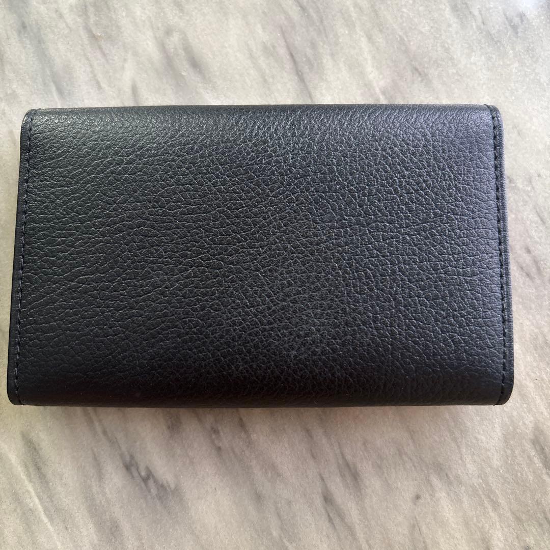 Yves Saint Laurent ブラックキーケース