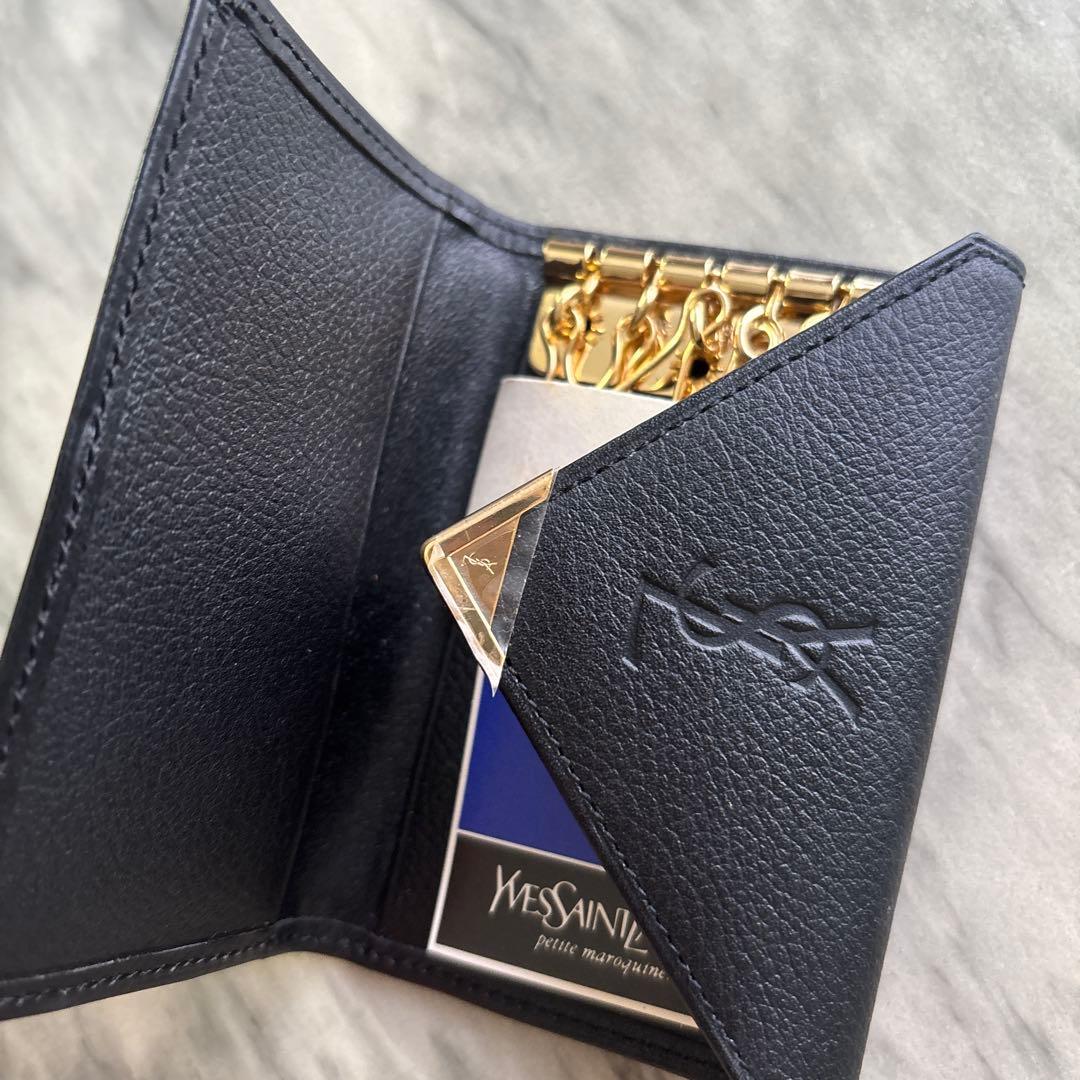 Yves Saint Laurent ブラックキーケース