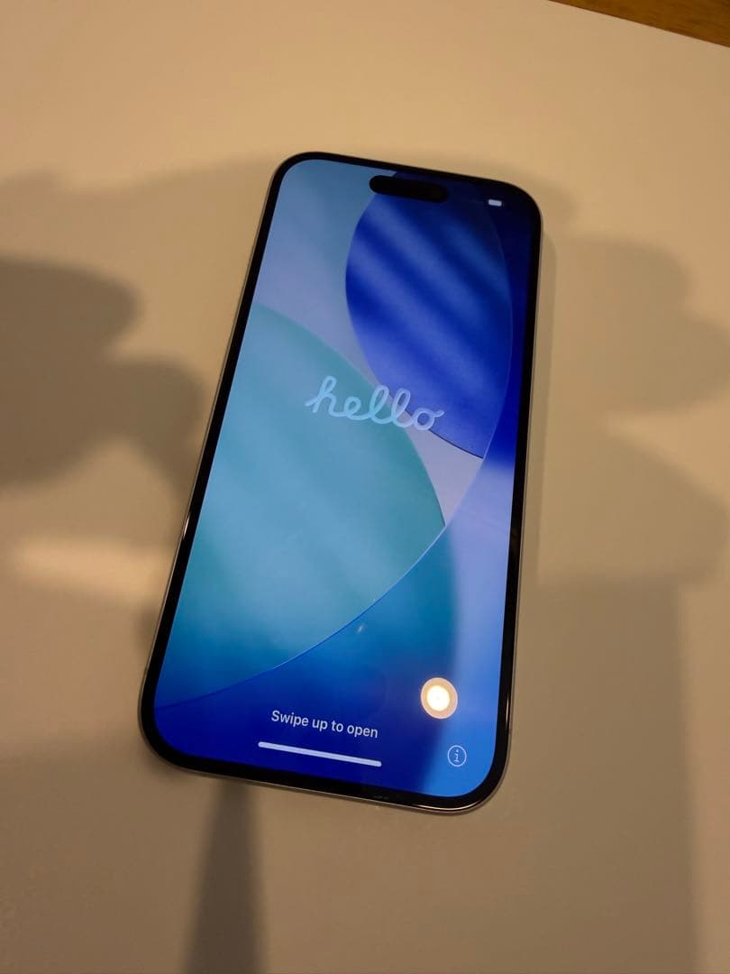 Apple iPhone 16 128GB ホワイト