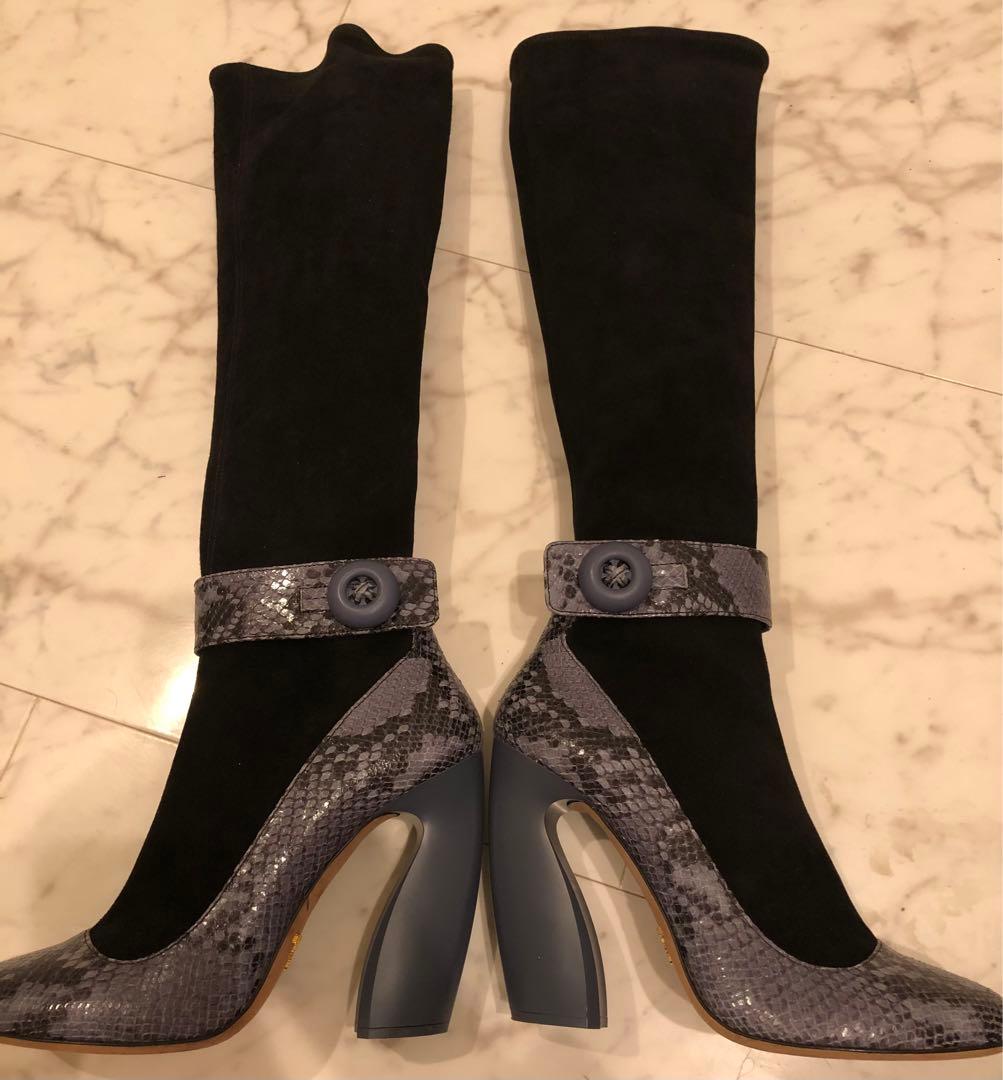 【合馬公式アカウント1 】 PRADA ロングブーツ