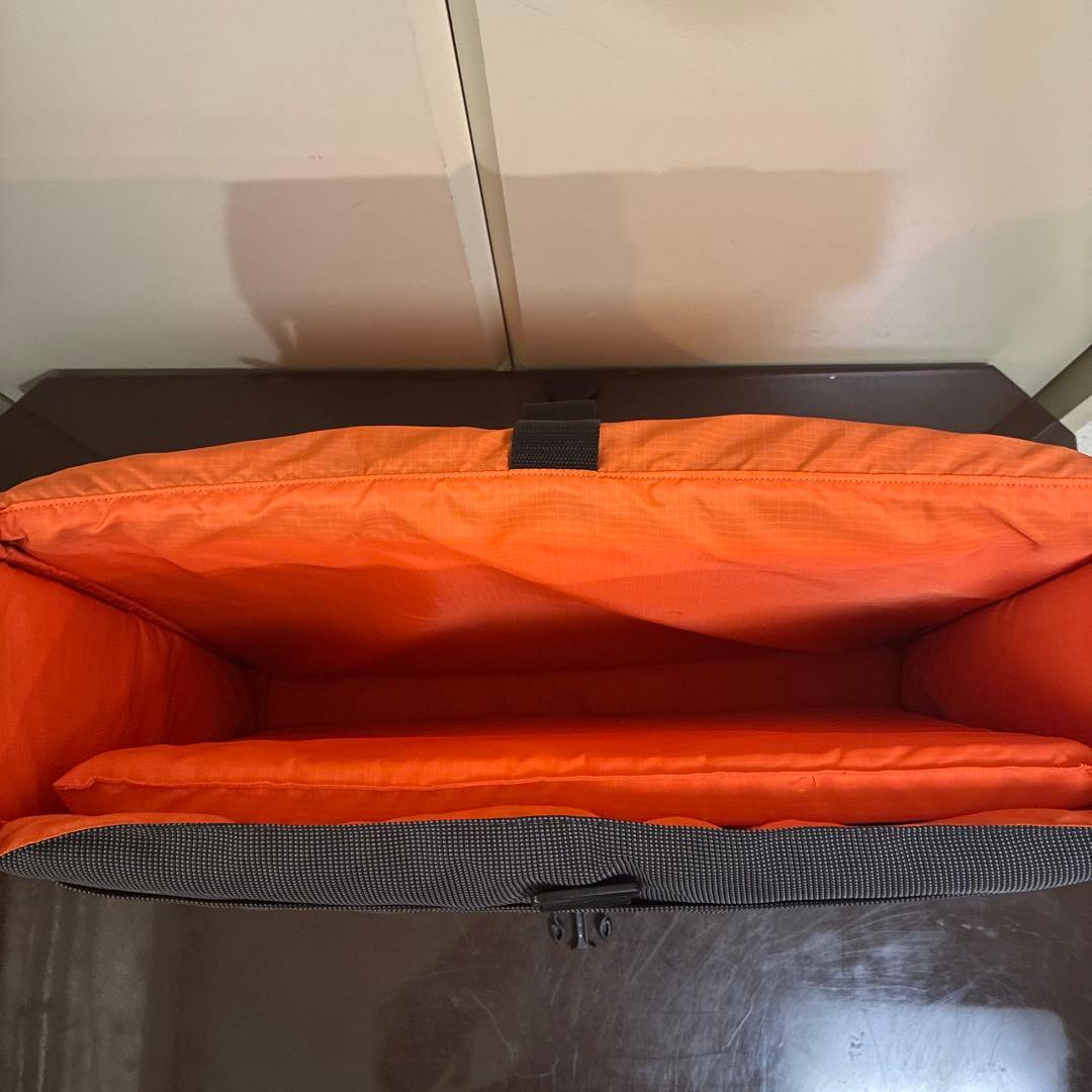 Roland MC-909 Groovebox サンプラー ケース付き