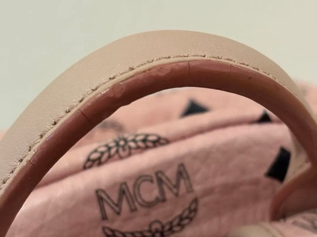 MCM ピンク リュック バッグ スタッズ付き 正規品
