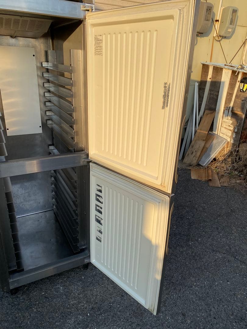 業務用冷凍庫　トレーラック使用　URD - 062 FM6