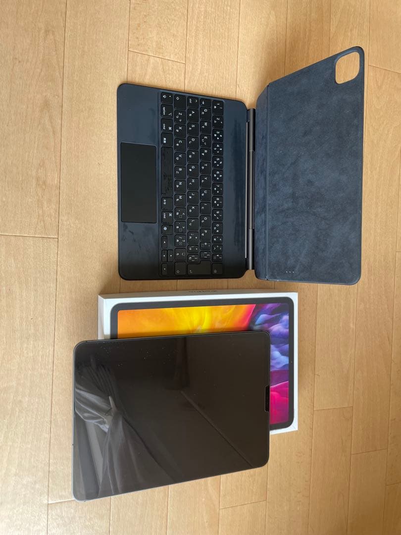 iPad Pro 11インチ スペースグレー Magic Keyboard付き