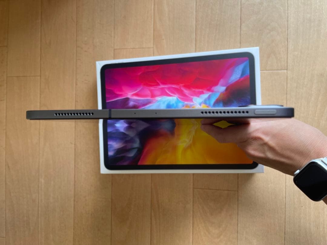 iPad Pro 11インチ スペースグレー Magic Keyboard付き